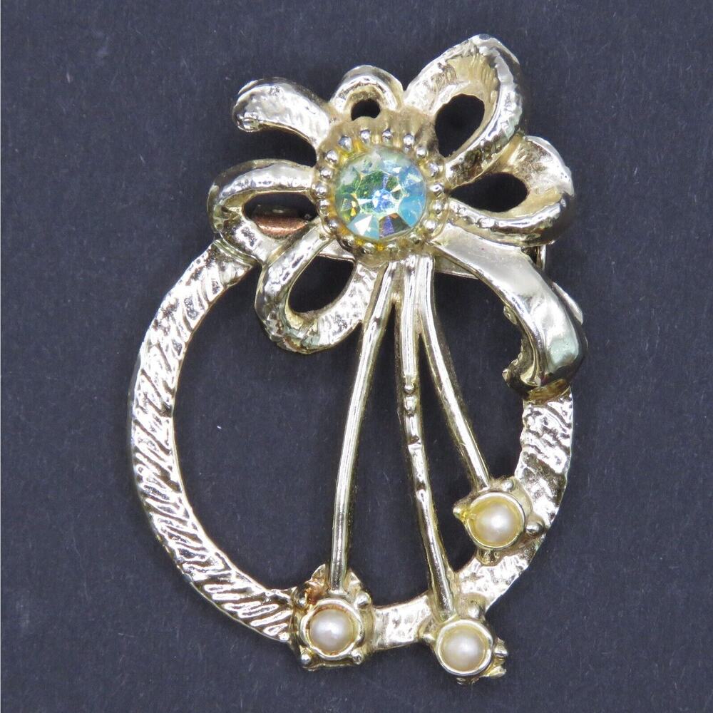 Vintage Brooch Pin Gold Tone Bow, AB Rhinestone, 3 Faux Pearls With Gift Box